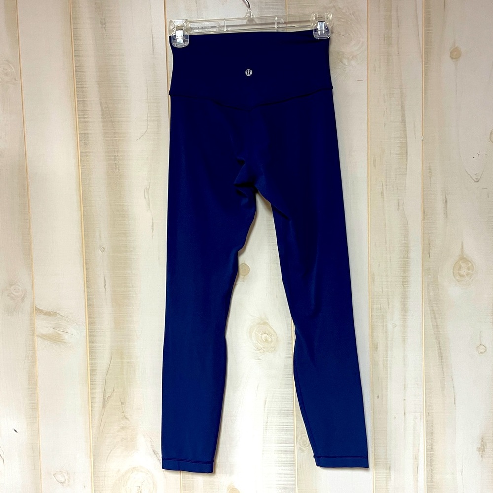 Lululemon Denim Blue Hi-Rise Cropped Leggings With Hidden Pocket Sz 4 - Picture 2 of 4